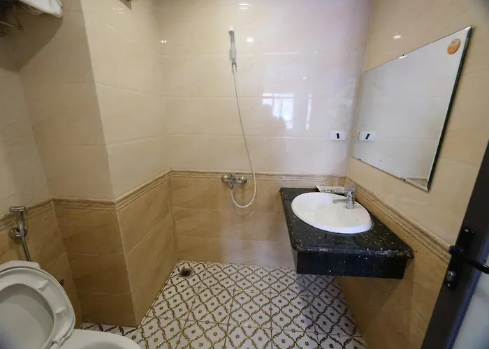 A12 * Hạ Long