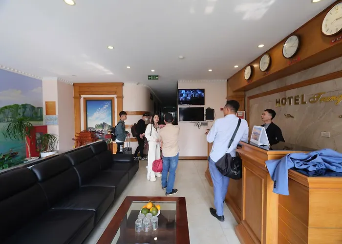 Khách sạn A12 Hạ Long