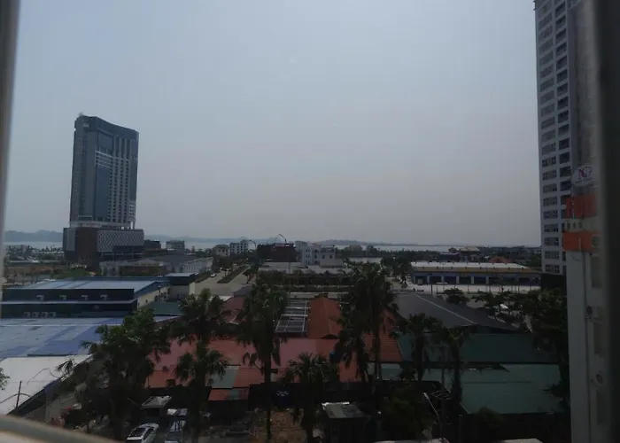 Khách sạn A12